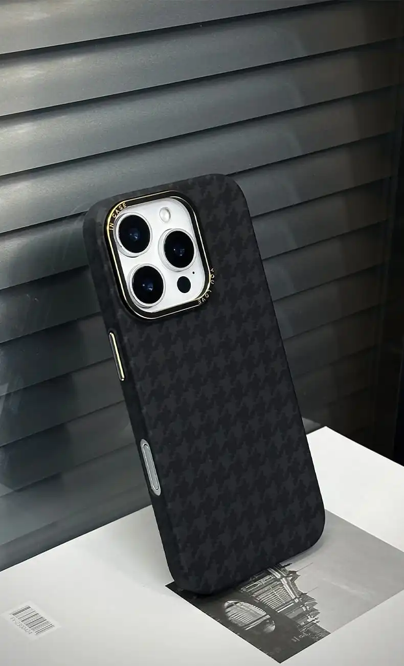 İPHONE 13 PRO MAX UYUMLU KAZAYAĞI DESENLİ KILIF