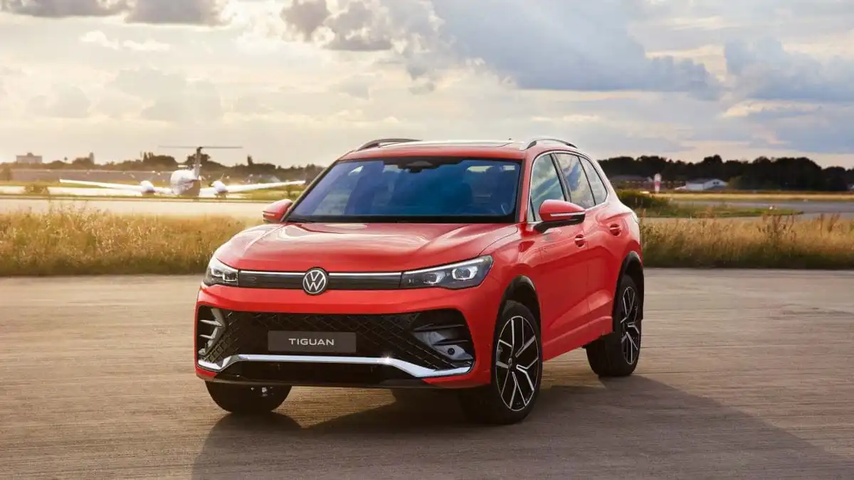 Volkswagen Tiguan Premium Nano (SET) (2024)