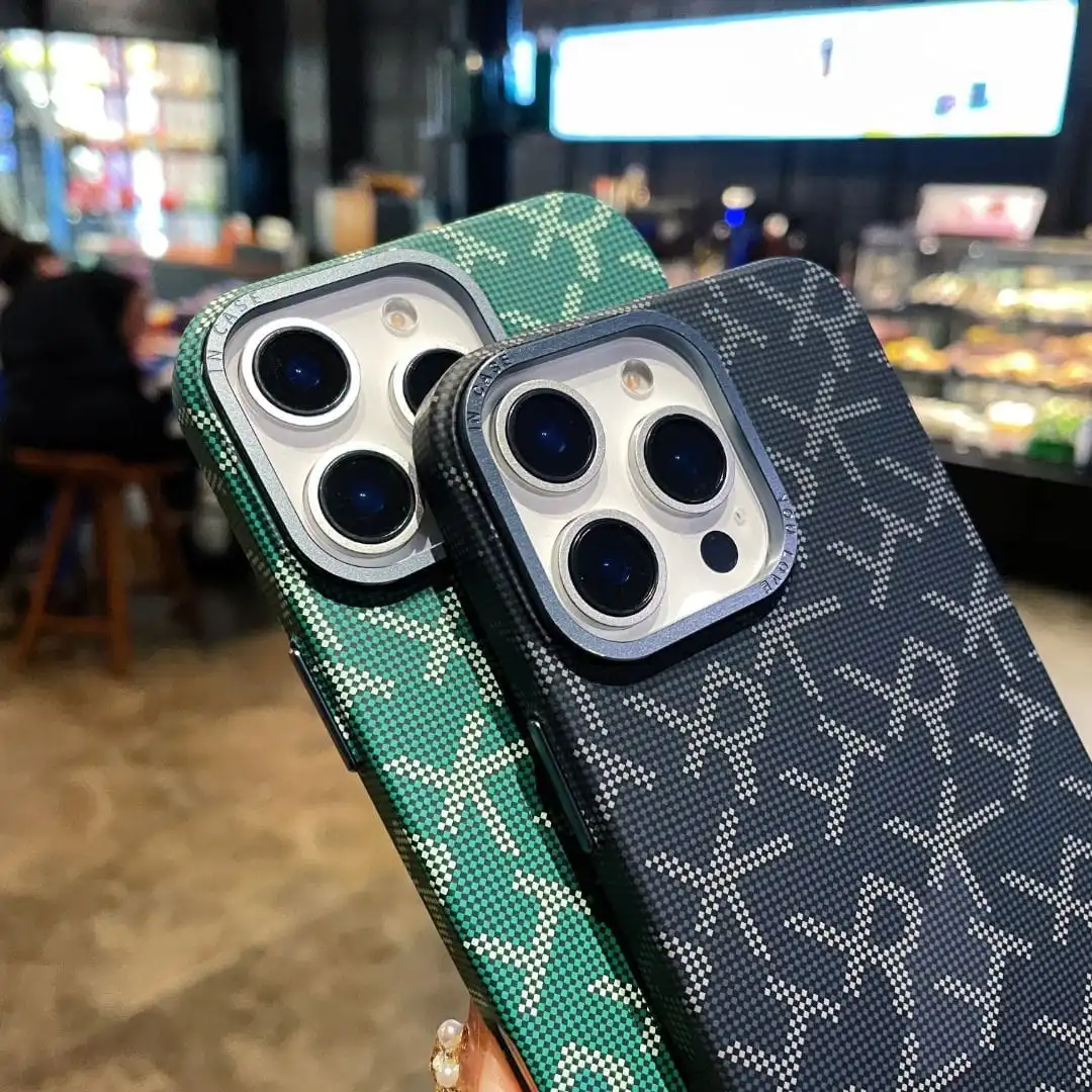iPhone 16 Pro Üstün Koruma ve Şıklık Bir Arada