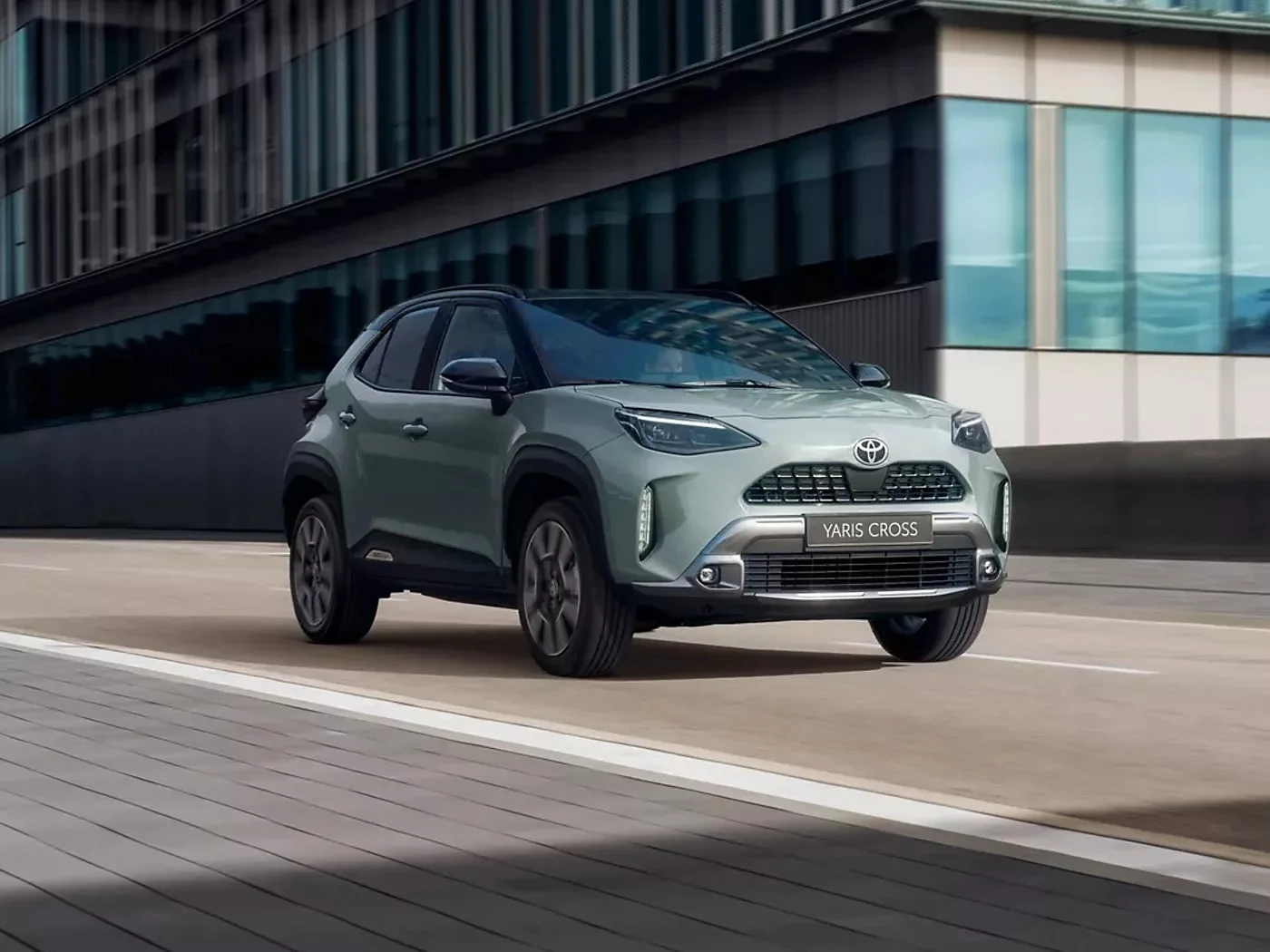 Toyota Yaris Cross Premium Nano (2022-2023)