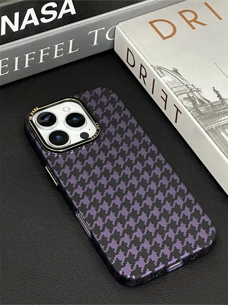 İPHONE 16 PRO MAX UYUMLU KAZAYAĞI DESENLİ KILIF